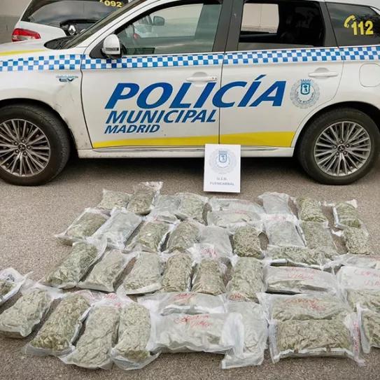 Requisan 21 kilos de marihuana con la inscripción “coronavirus” en la bolsa