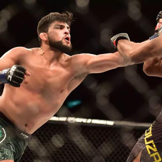 Kelvin Gastelum, luchador de la UFC, suspendido por consumo de marihuana