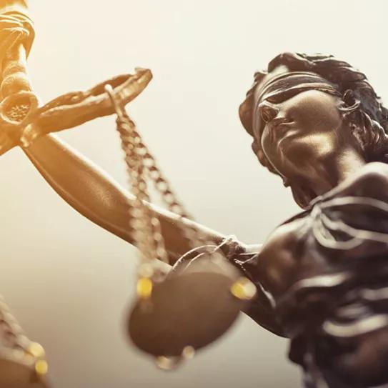 Gobernador de Nevada plantea el perdón para los delitos relacionados con la marihuana