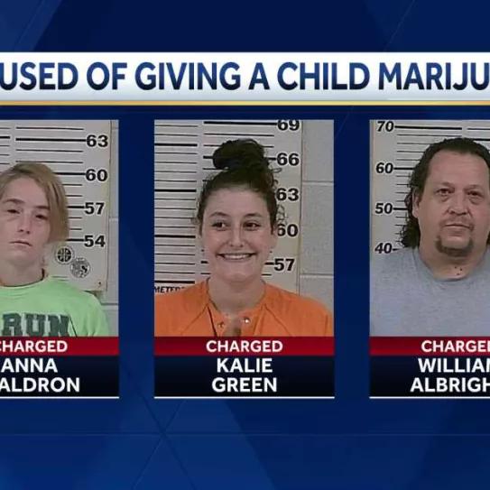 Cuatro personas detenidas por un vídeo en el que dan marihuana a un niño de tres años