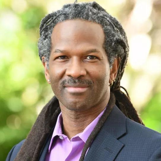 “Estoy entrando en mi quinto año como consumidor habitual de heroína”, explica Carl L. Hart