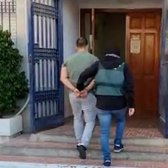 Detenido un barrendero acusado de traficar con cocaína durante el horario laboral