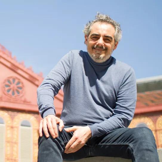 Hacia una política psicodélica. Una conversación con Raimundo Viejo sobre su Teoría Política Lisérgica