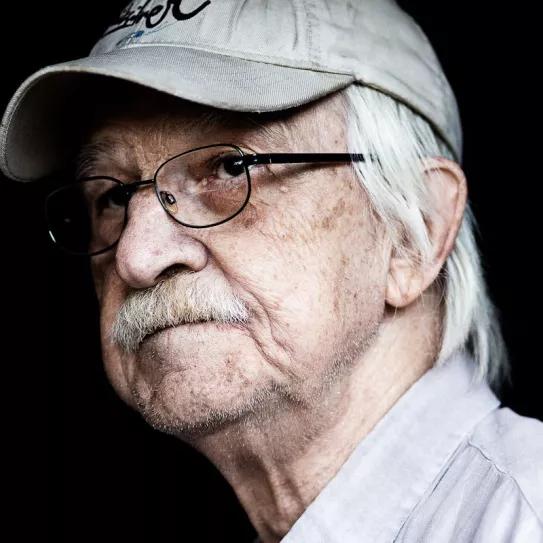 El Ayuntamiento de Madrid aprueba erigir una estatua al filósofo Antonio Escohotado