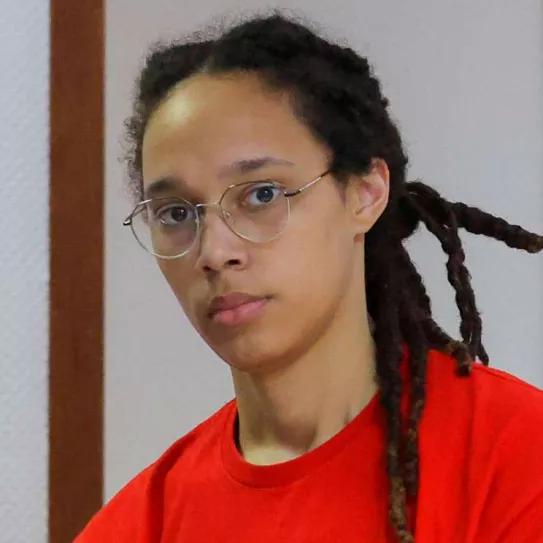 La estrella de la NBA detenida en Rusia se declara culpable de posesión de cannabis 