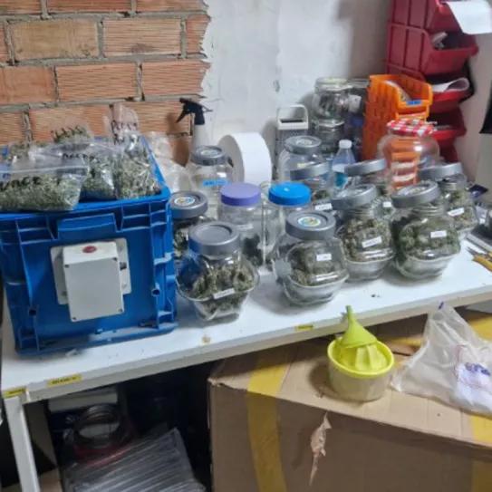 La policía interviene otro club bajo el argumento de la venta de drogas  