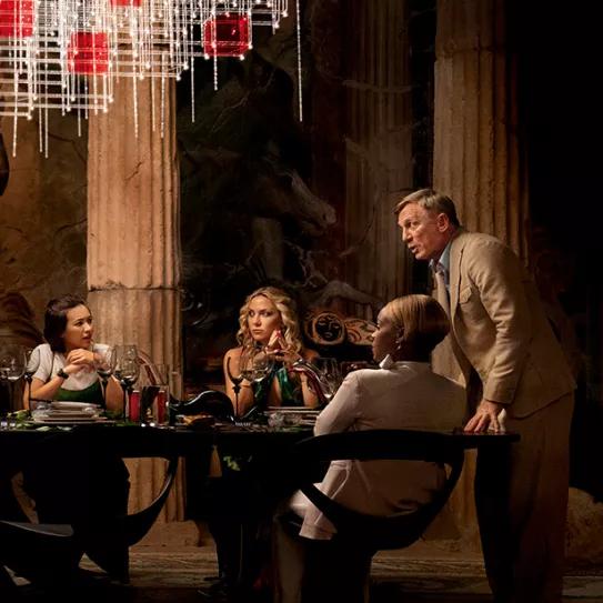 Puñales por la espalda