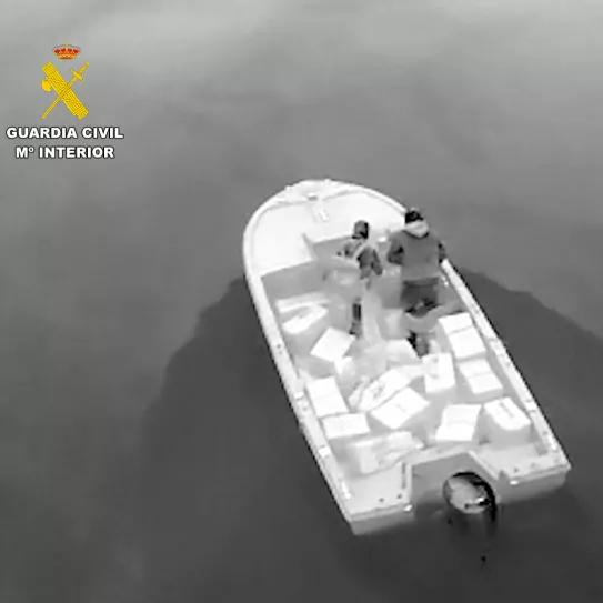 La policía incauta 2600 kilos de hachís en dos operaciones en Huelva