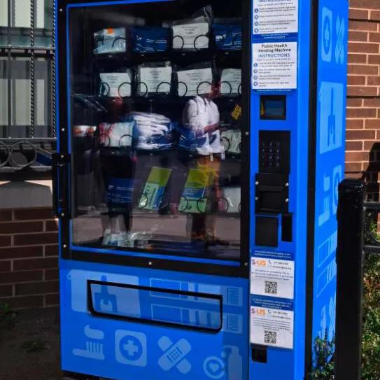 Nueva York instala máquinas con pipas de crack y fármacos para revertir sobredosis