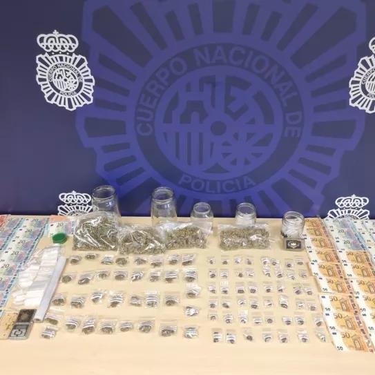 Intervienen un club cannábico de Santander y detienen a ocho personas