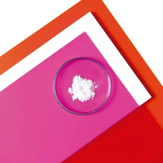 2-FMA: ¿aunque la meta se vista de flúor, meta se queda?