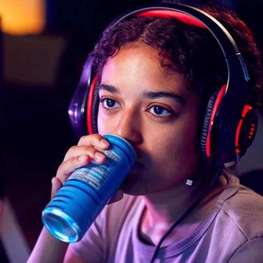 La Xunta de Galicia propone prohibir las bebidas energéticas y los vapers a menores de edad