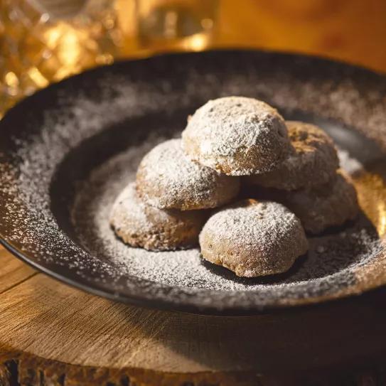 Polvorón de almendras con Mendocino Chanel Kush y cañamones 