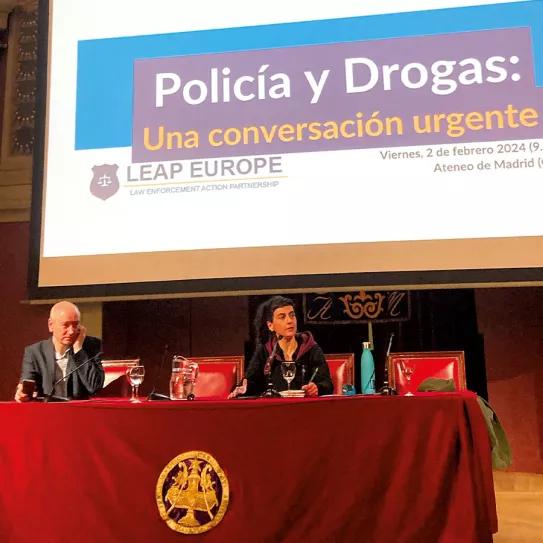 Policía y Drogas: una conversación urgente.
