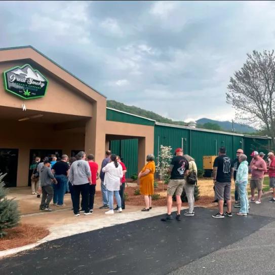 Los Indios Cherokee ya han comenzado a vender cannabis para uso recreativo