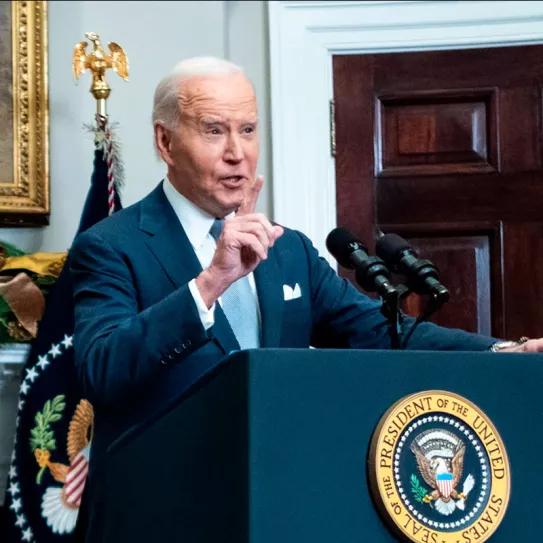 Joe Biden conmuta las penas a 2.500 personas condenadas por delitos menores de drogas