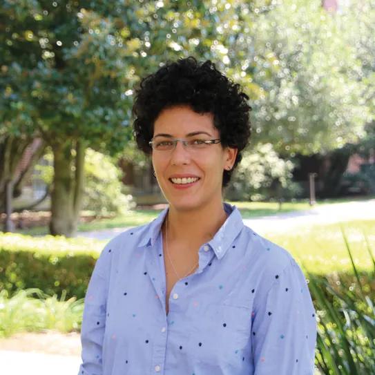 Yasmina D. Aidi, entre las dos orillas del Estrecho