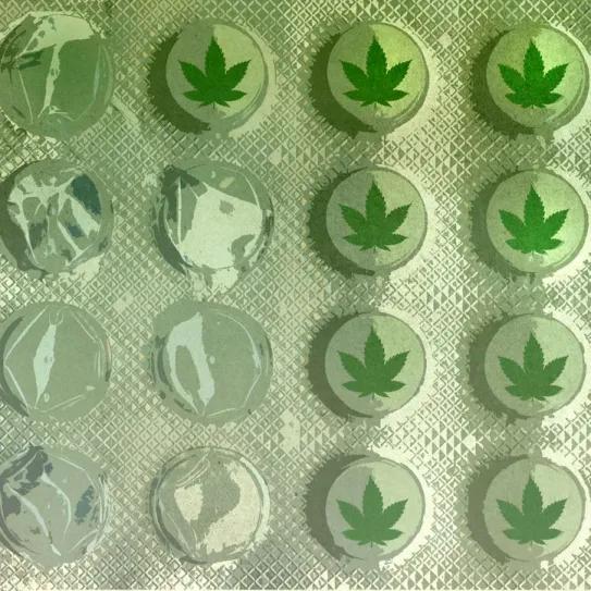 El mercado farmacéutico de cannabis no para de crecer, mientras los usuarios siguen criminalizados