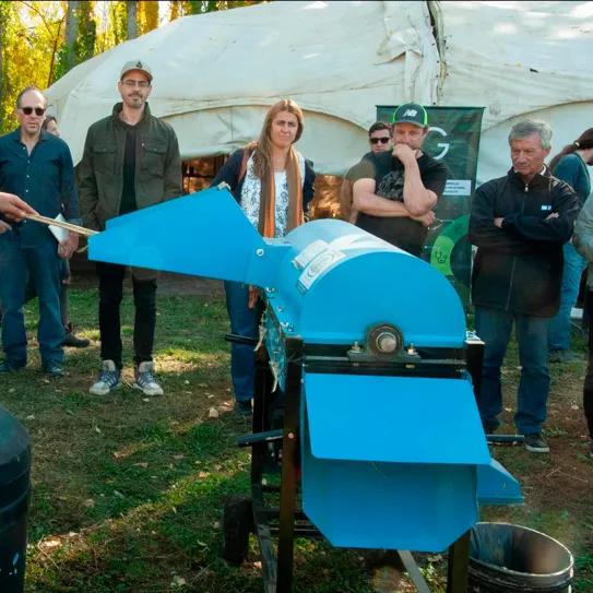 Realizan una cosecha experimental de cáñamo en Argentina con el apoyo de autoridades políticas