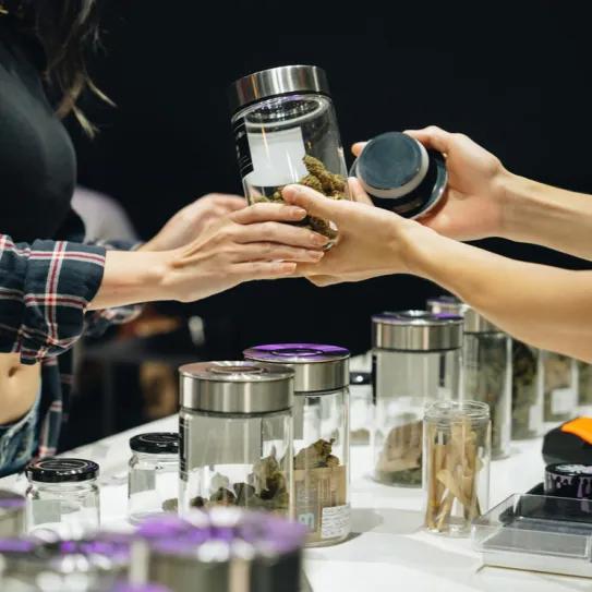 Connecticut redefine su mercado cannábico tras cuatro años de legalización