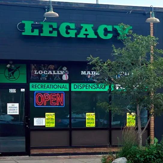 Minnesota inicia ventas de cannabis de uso adulto