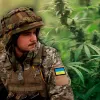 Zelensky promulgó la ley de cannabis medicinal para tratar a los heridos de la guerra