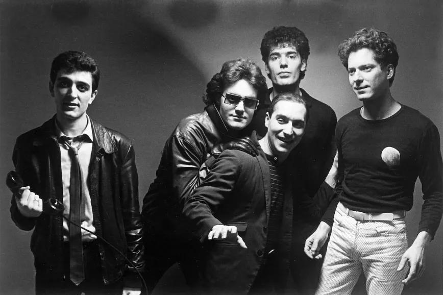 En tiempos de Los Rápidos, cuando aún no existían teléfonos móviles