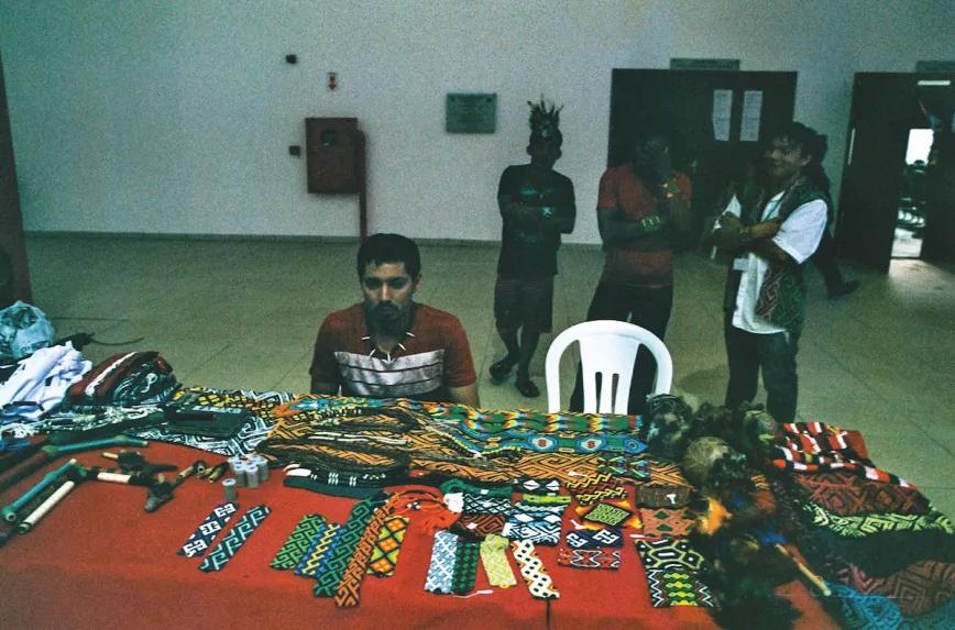 Uno de los puestos de artesanía de la conferencia.