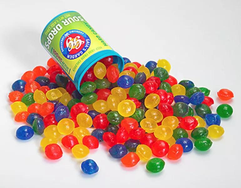 Mixed Fruit Drops de Gias Garden Edibles: Grajeas de caramelo de diferentes sabores con THC entre 100mg. (el pack) y 10mg. (la grajea).