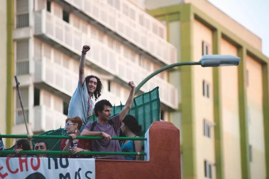 Manifestantes por el derecho a una vivienda digna