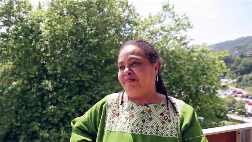 Ochy Curiel, feminista afroamericana autodefinida como "militante descolonial"