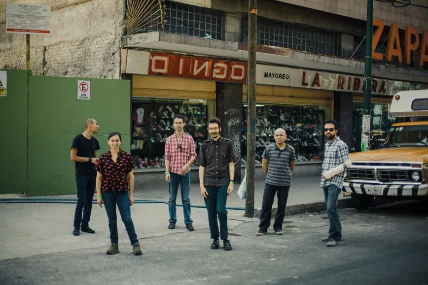 Fotografía del grupo de música Meridian Brothers