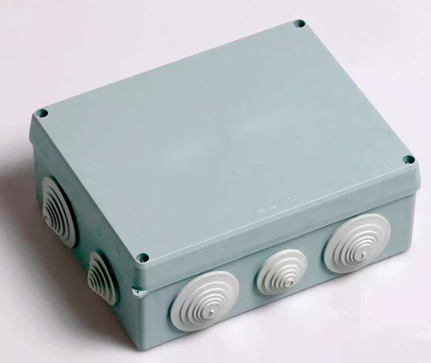 Siempre que sea posible, las conexiones dentro de una caja