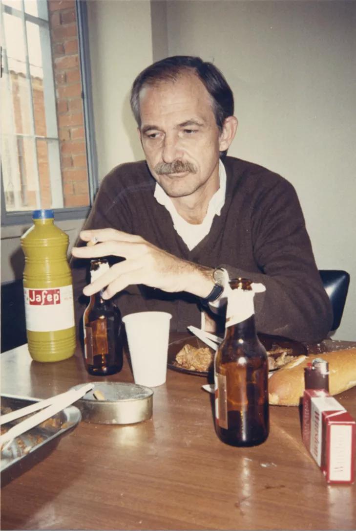 Con el quinto de birra y el salfumán