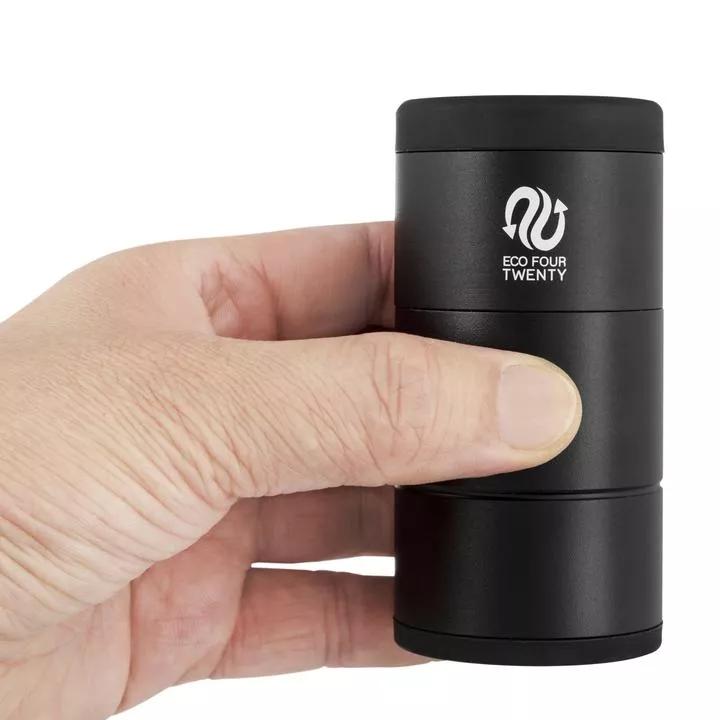 Filtro personal: En lugar de hacerte un sploof puedes comprar un filtro personal para evitar los olores tan reconocibles del cannabis.