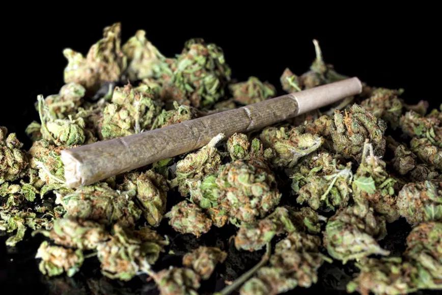 Irlandeses dejan la cocaína por el cannabis durante la crisis del COVID-19