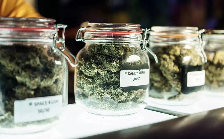 Estado de Illinois vuelve a marcar un nuevo record de venta en marihuana en junio