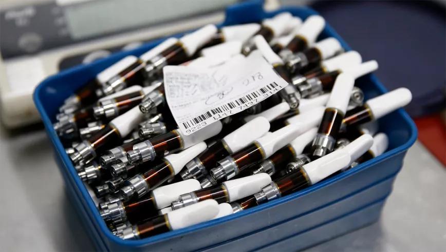 Massachusetts no sabe qué hacer con 600.000 cartuchos de vapeo cannábico que confiscó