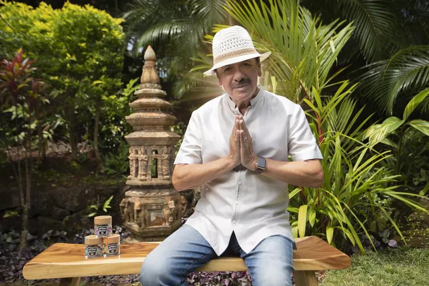 Carlos Santana saca su marca de cannabis