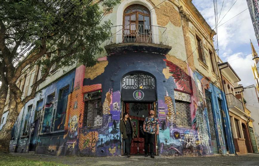 Julián Quintero y Vannesa Morris