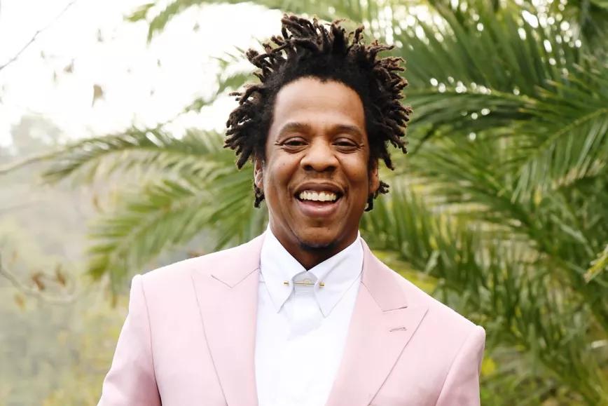 Jay-Z saca su línea de marihuana