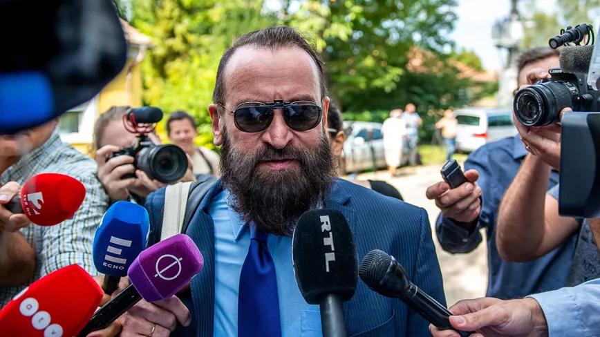 Pillan a un eurodiputado homófobo de Hungría en una orgía gay con drogas 