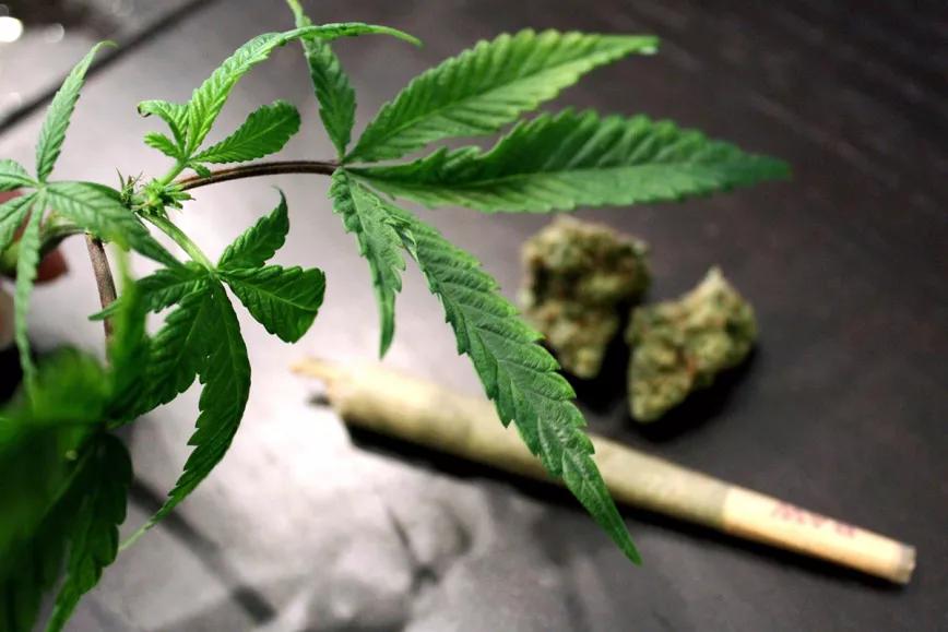 Absuelven a los tres fundadores de un club madrileño