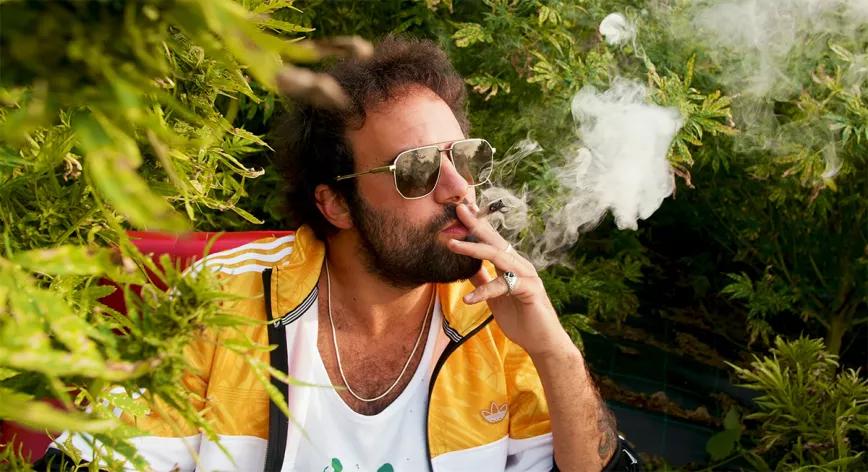 Mucha marihuana en el nuevo tema del Canijo de Jerez junto a Zatu y Morodo