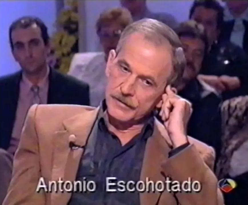 Tres vídeos para conocer a Antonio Escohotado por su filosofía y su estudio de las drogas