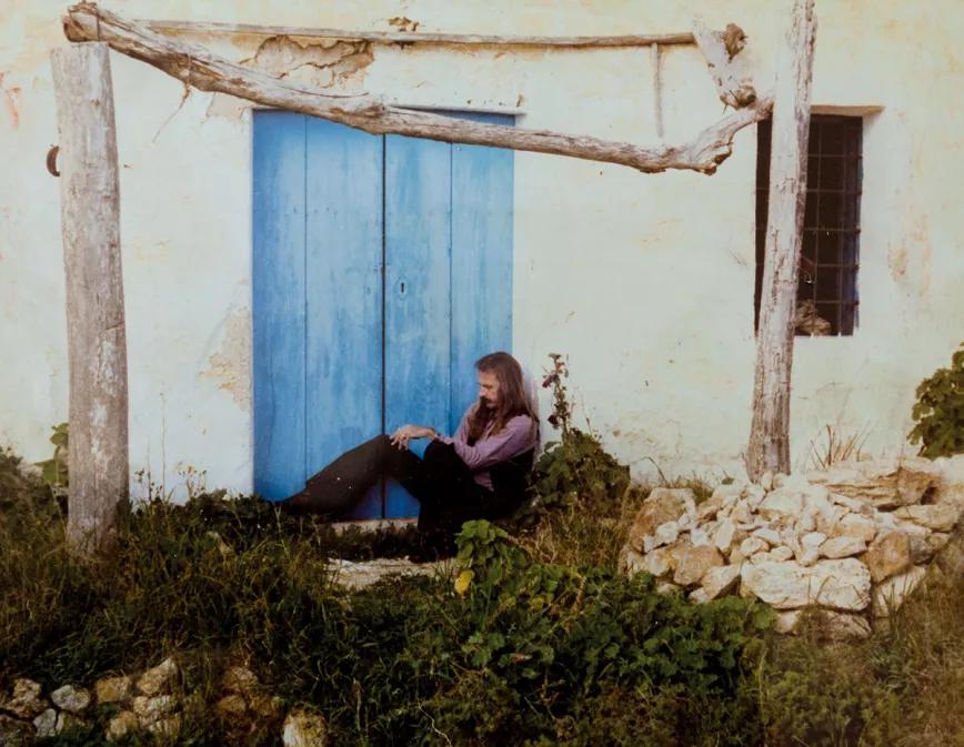 Comienzo de una amistad  (Filosofía y psiquedelia). Homenaje a Escohotado