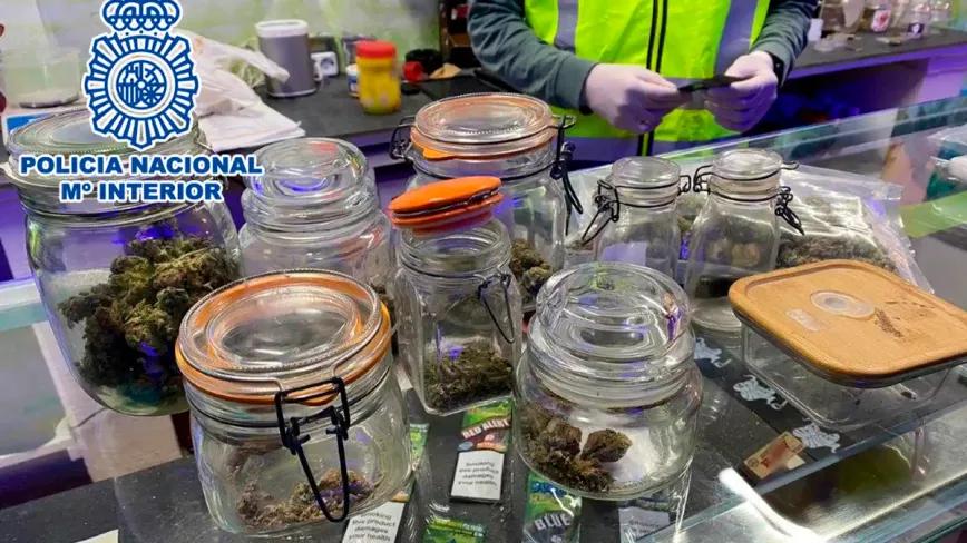 Condenados dos directivos de un club en Benidorm por venta de drogas