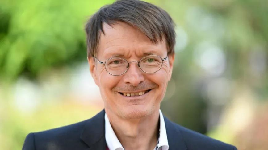 El ministro de Salud de Alemania confiesa haber consumido cannabis 