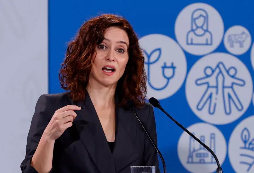 Ayuso carga contra las drogas en un discurso lleno de falsedades