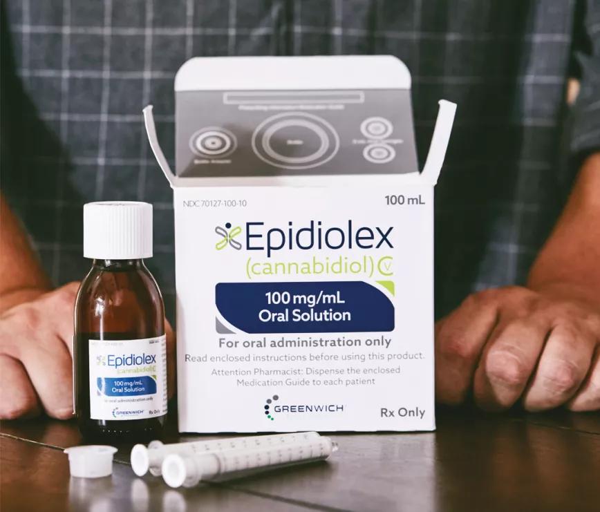 La farmacéutica que produce Epidiolex (CBD) demanda a 10 empresas por la patente